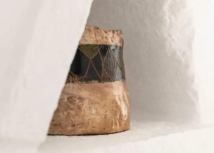 Golden Coast Citron Private Wadingpool Nest