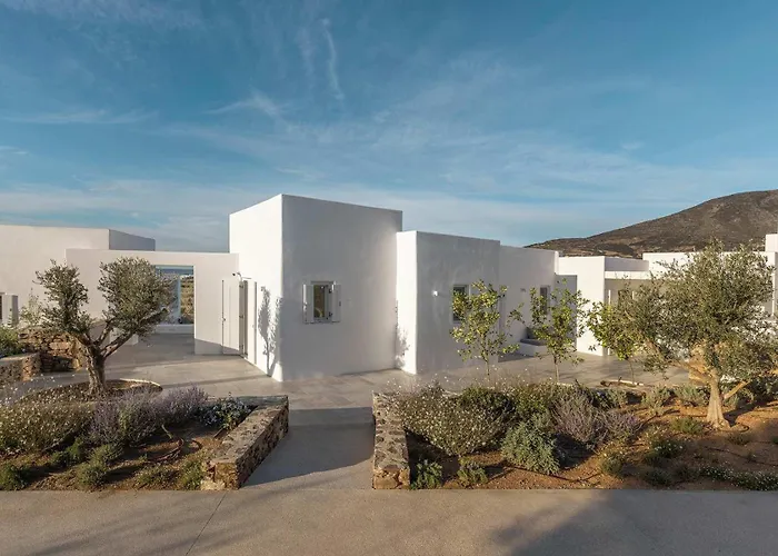 Golden Coast Citron Private Wadingpool Nest Chrisi Akti (Paros)